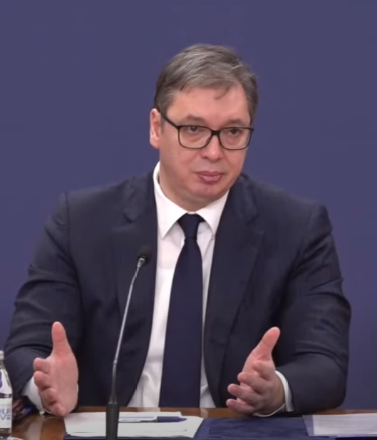 100.000 GRAĐANA DOBIĆE AUTOMATSKI 10.000 DINARA Važna informacija koju predsednik Srbije danas nije saopštio na konferenciji