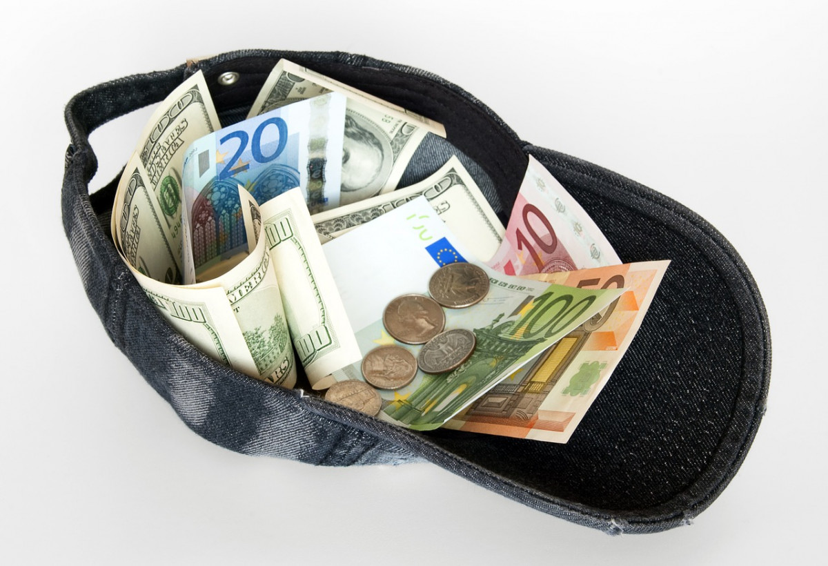 NEKO JEDAN DOLAR, A NEKO 1,7 MILIONA DOLARA U izveštaju se poziva na uvođenje porez super bogatima, nakon pandemije zaradili nestvarnu svotu