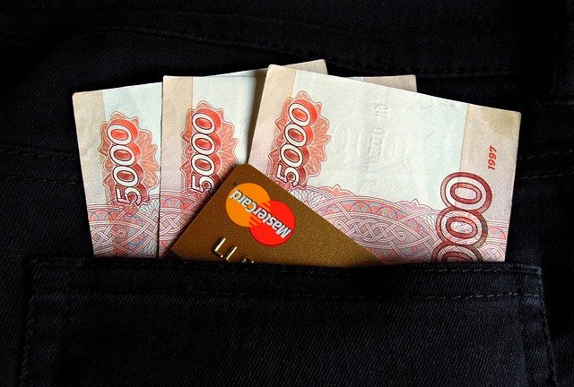 SUNOVRAT ILI TRENUTNI PROBLEM? Ruska rublja beleži najniži nivo, nazire se uzrok