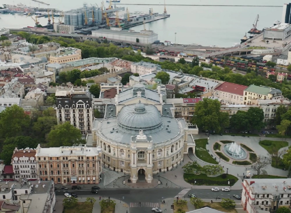 GRAD U UKRAJINI OD KOJEG ZAVISI POLA SVETA Dok bukti rat, zatvaranje jedne fabrike može da izazove nesagledive posledice