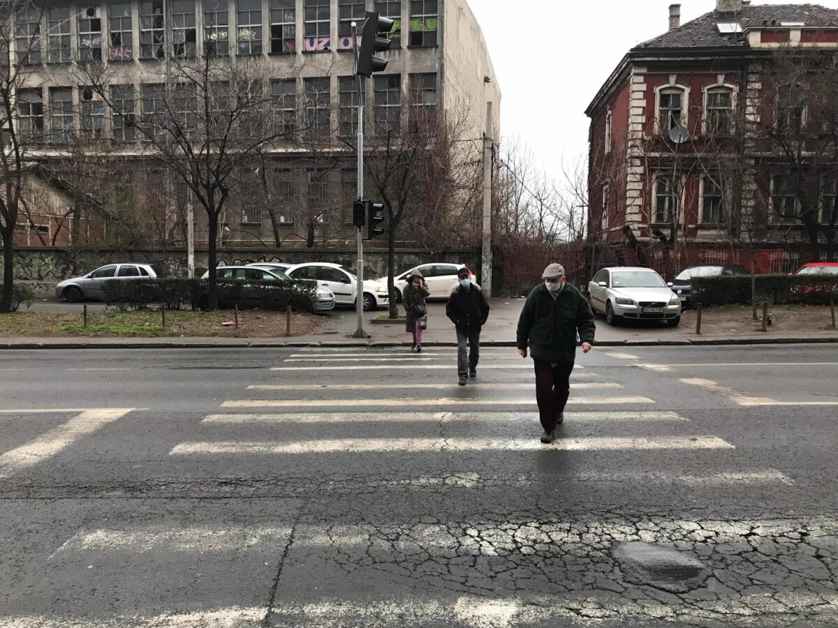 NAJAVLJENO ZA NAJSTARIJE Od januara ide povišica, a do kraja meseca leže 20.000 dinara pomoći