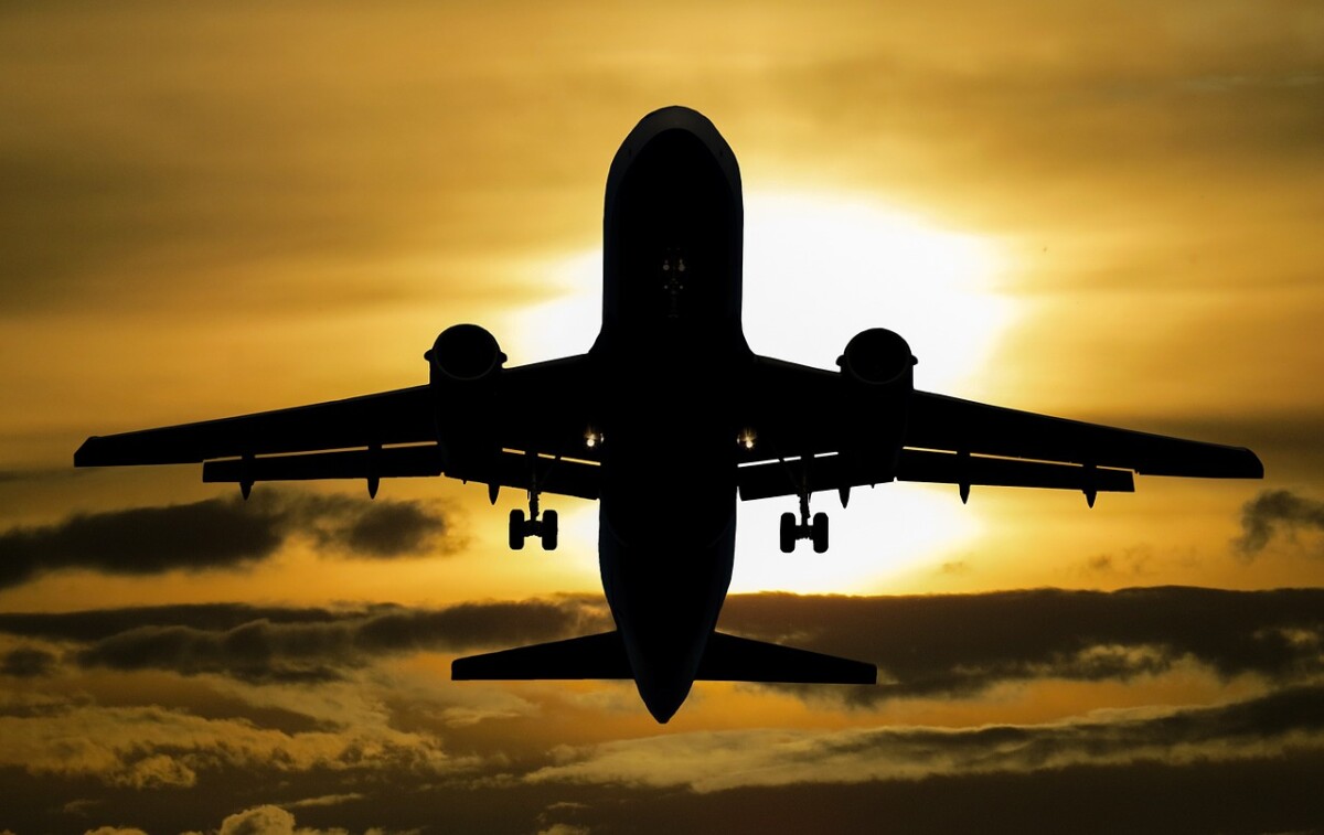 Zbog Olimpijskih igara avionska kompanija ostala bez putnika