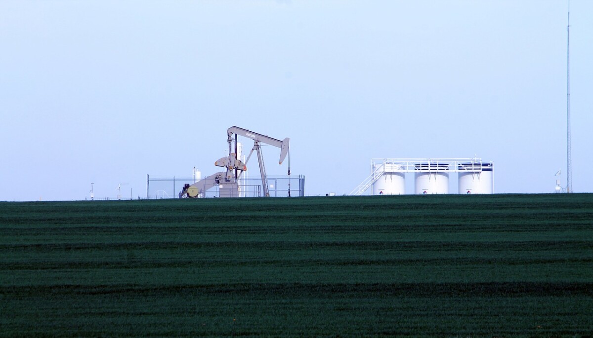 RUSKO OKRETANJE AZIJI ZBOG SANKCIJA ZAPADA Zajednička ulaganja u naftu i nuklearnu energiju