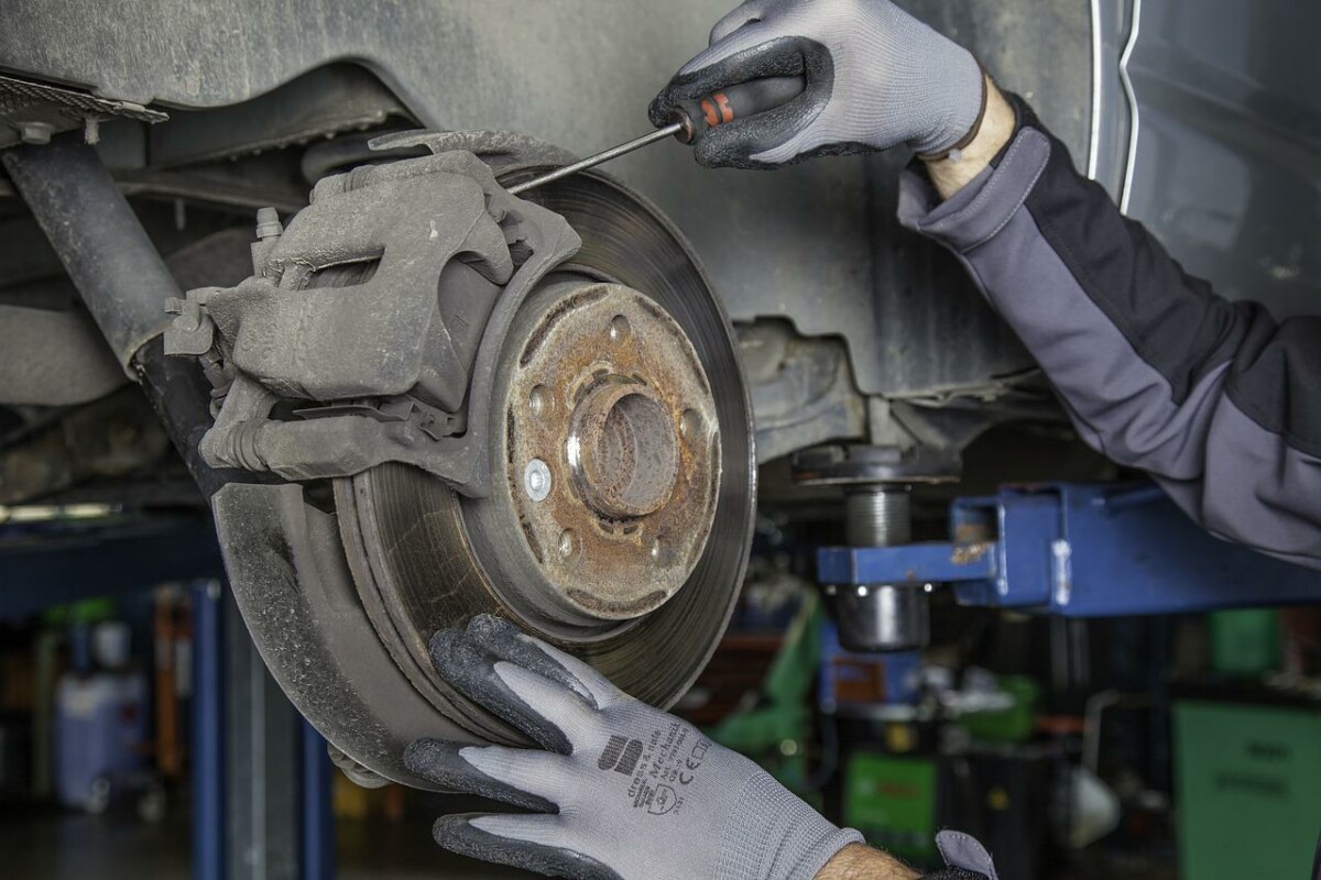 DA LI JE OVO IKO  U SRBIJI ZNAO? Kad kupite polovni automobil, imate garanciju od dve godine