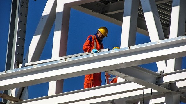 GRAĐEVINARI U PROBLEMIMA Nestašica čelika i drugih materijala dovodi do pomeranja rokova novih projekata