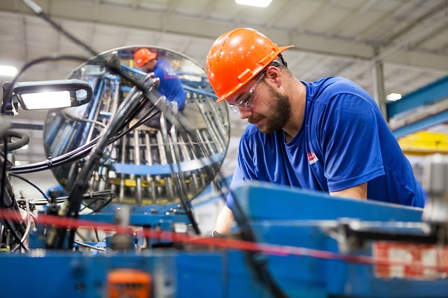 DOBRE VESTI Promet u industriji u februaru veći za 35,1 odsto, u odnosu na isti period lani