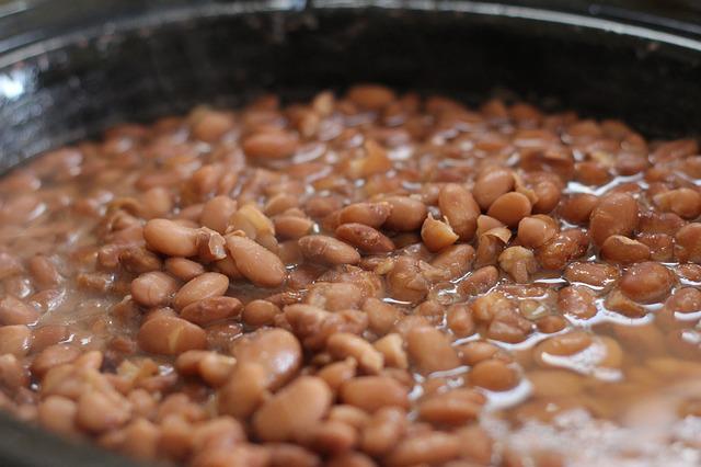 OD ALBANIJE SVE DO KRFA Hrabri srpski vojnici jeli su baš ovakav "solunski" pasulj (RECEPT)