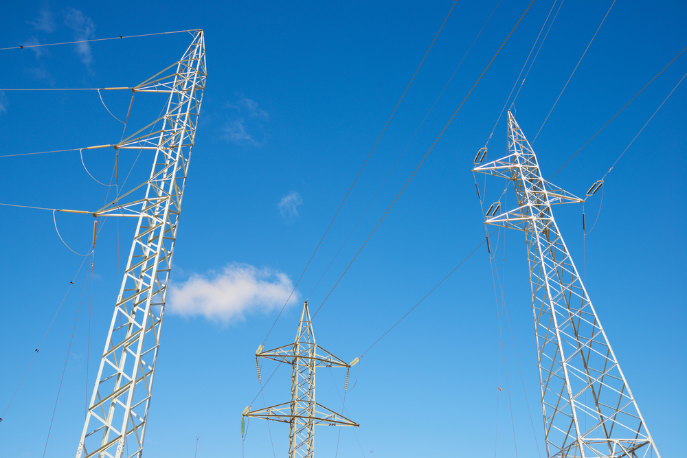 CILJ: OBEZBEĐIVANJE ENERGETSKE NEZAVISNOSTI Poskupljenje struje sledeći korak, a mi imamo veliku šansu u prozjumerima