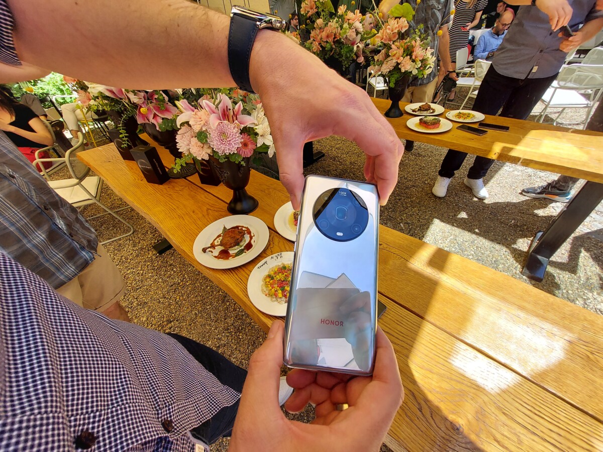PAMETNI TELEFON KOJI ČUVA VAŠE TAJNE Ukratko o prvom HONOR flegšipu kod nas - Magic4 Pro