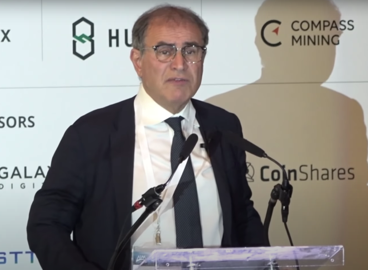 NE ZOVU GA DŽABE "DOKTOR PROPAST" Rubini standardno i bez optimizma - globalna ekonomija je u opasnosti