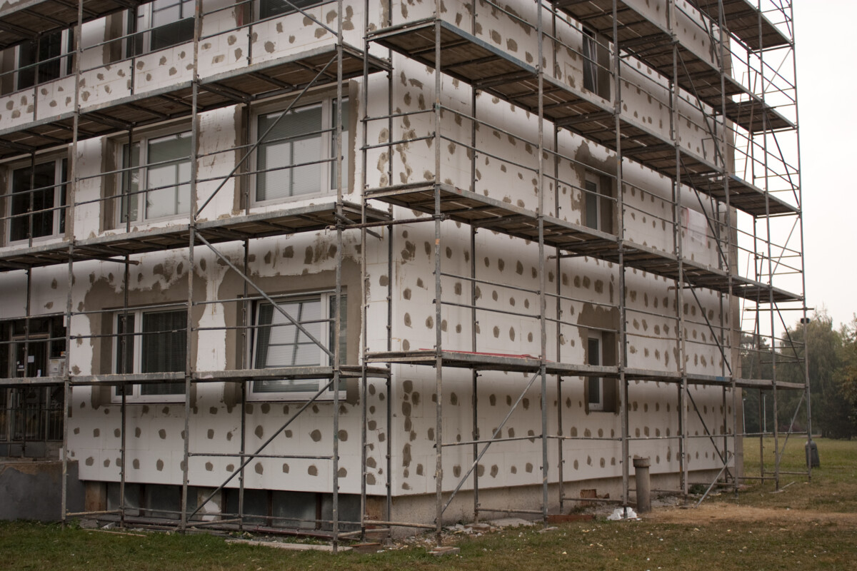 MUDRA INVESTICIJA U TOKU OVE GRAĐEVINSKE SEZONE Kvalitetna termoizolacija donosi uštede energije više od 50 odsto