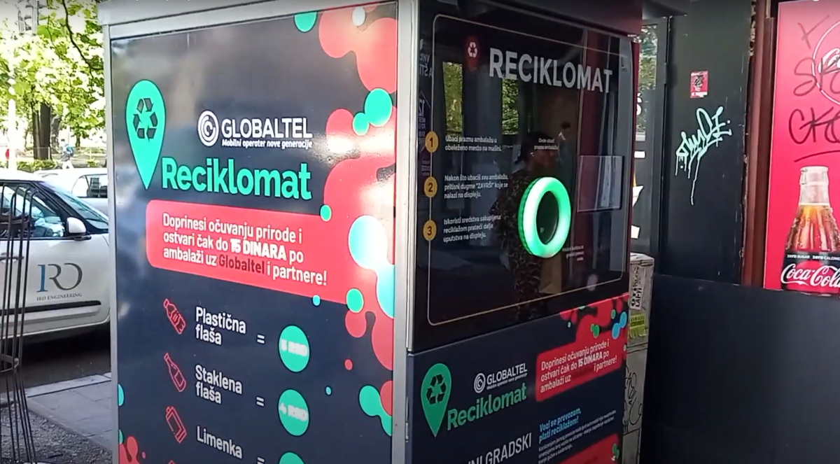 ARANĐELOVAC DOBIO RECIKLOMAT Za čistiju životnu sredinu i pojačanu svest o ekologiji