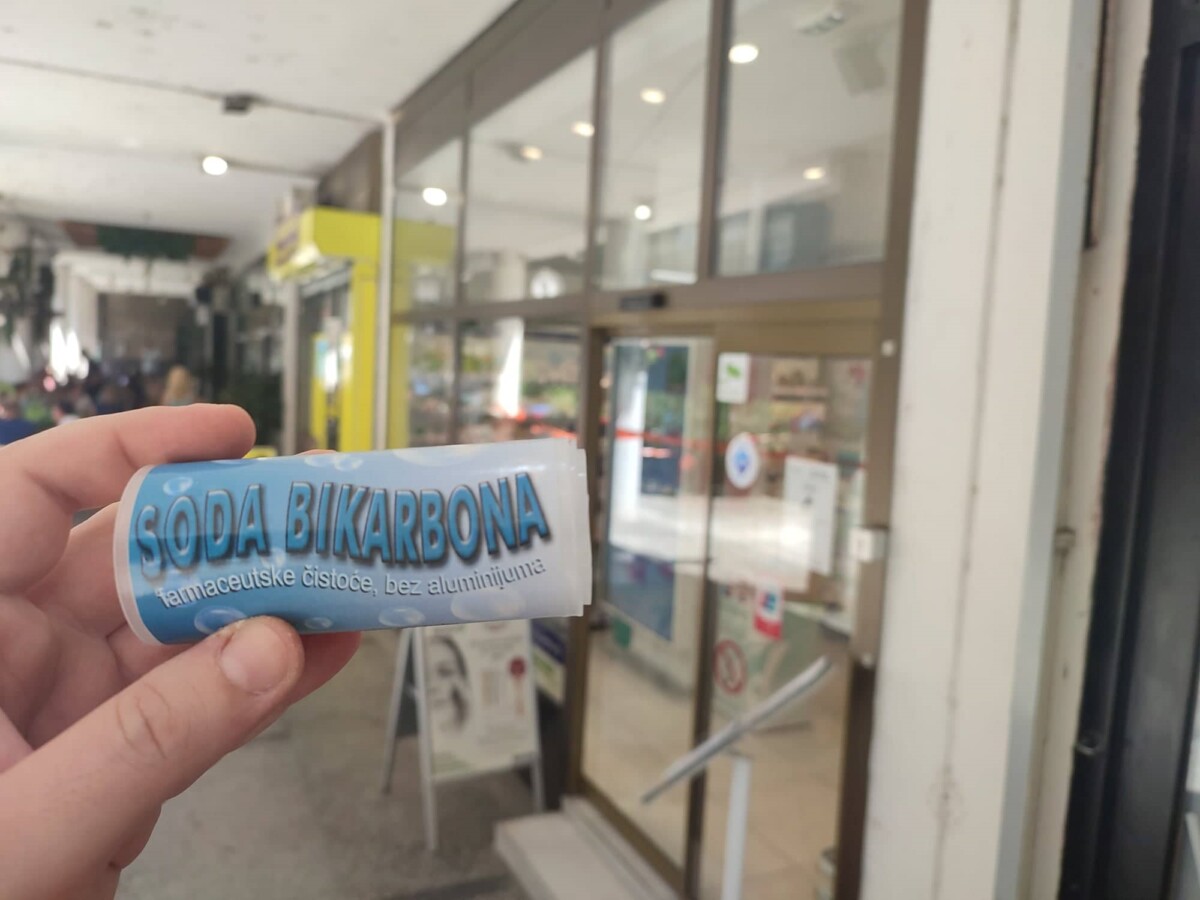 LJUDI, NE DAJTE DA VAS LAŽU U APOTEKAMA! I dalje prodaju preskupu sodu bikarbonu bez aluminijuma - u pitanju je obična prevara
