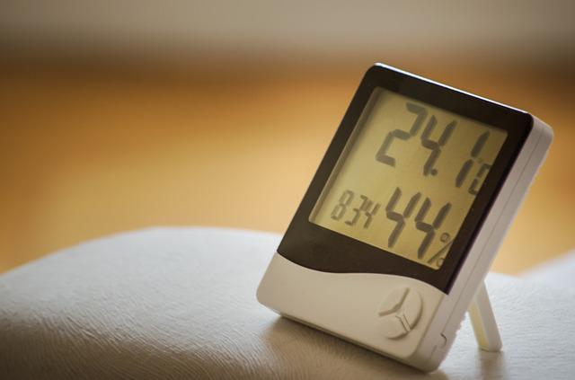 NEMCIMA JE VEĆ SAD HLADNO A KAKO ĆE KAD KRENE ZIMA Moraju da smanje temperaturu za još tri stepena - postaće sante leda