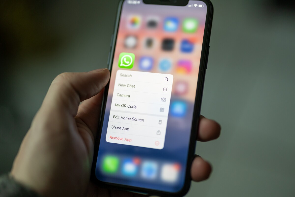 SVAKI DRUGI SRBIN JE IMA NA TELEFONU Popularnu aplikaciju Amerikanci koriste za špijuniranje - optužuju ih da to rade godinama