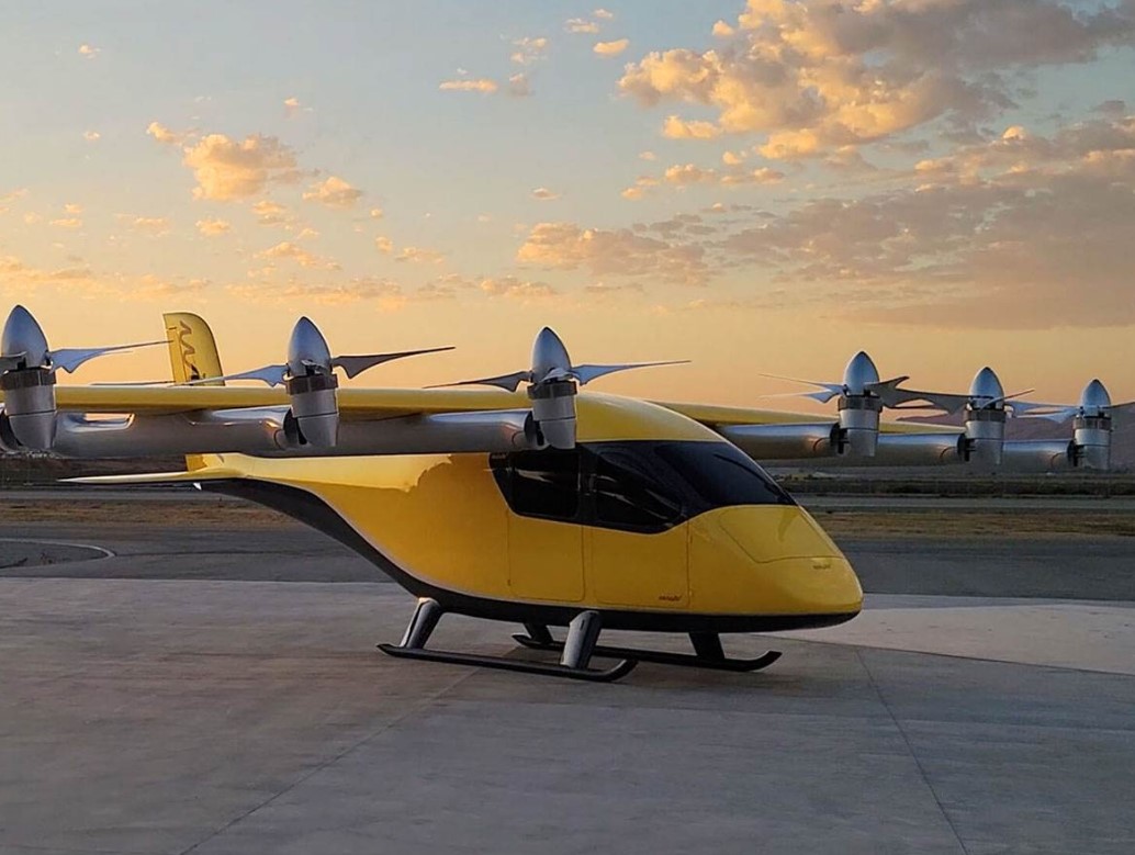 HALO, MOŽE LI JEDAN LETEĆI TAKSI? Žuti i izutetno mobilni - po nebu će krastariti avioprevoznici (FOTO)