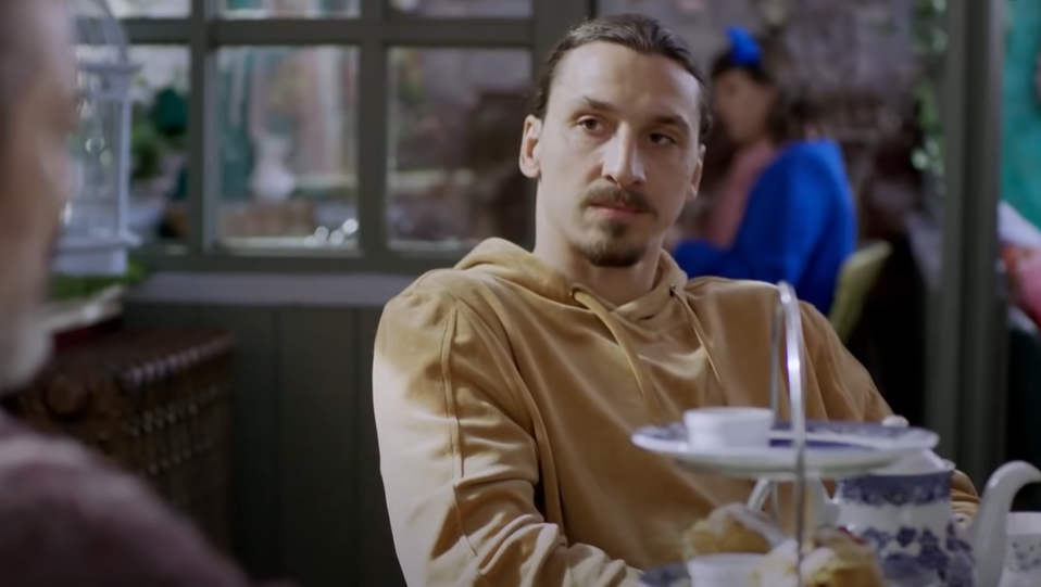 AUTOMOBIL VREDAN 2.000.000 EVRA Zlatan Ibrahimović počastio sebe pravom "sitnicom" (FOTO)