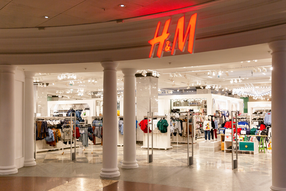 I NJIH STIGLA KRIZA Lanac H&M krenuo sa otkazima, više od 1.500 ljudi ostaće bez posla