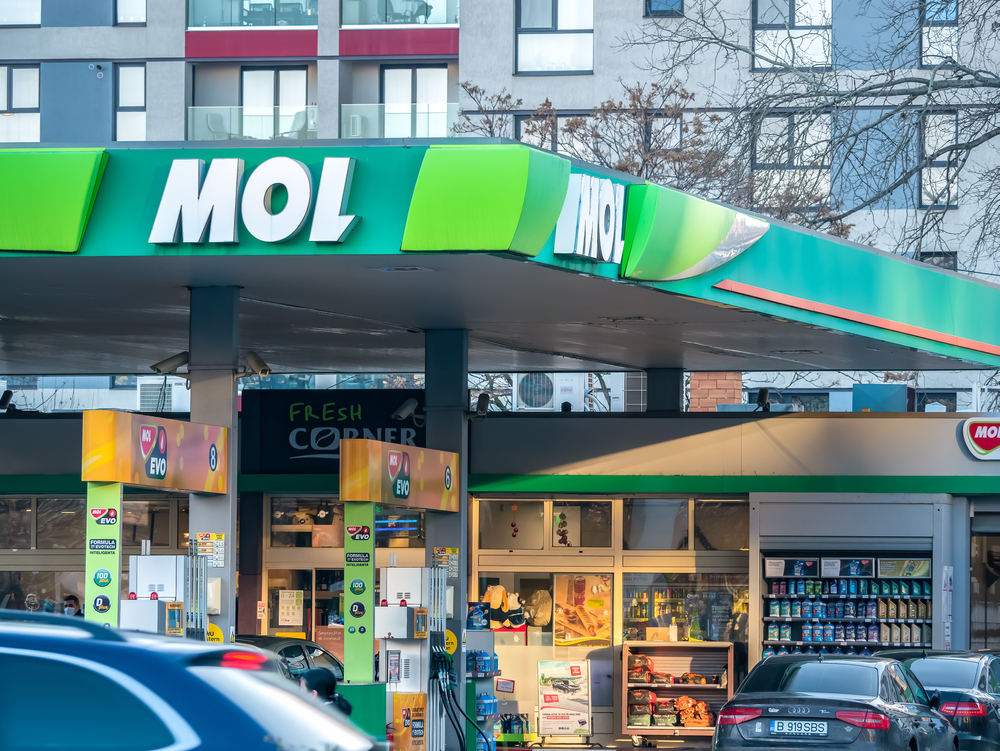 HRVATIMA STIGLA OZBILJNA TUŽBA Mol kompanija traži naknadu štete - država poziva sve advokate