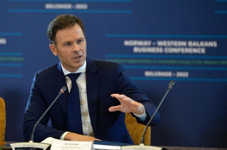 SRBIJA SE PROMENILA, KREDITNI REJTING SVE BOLJI Siniša Mali: Ponašamo se veoma odgovorno