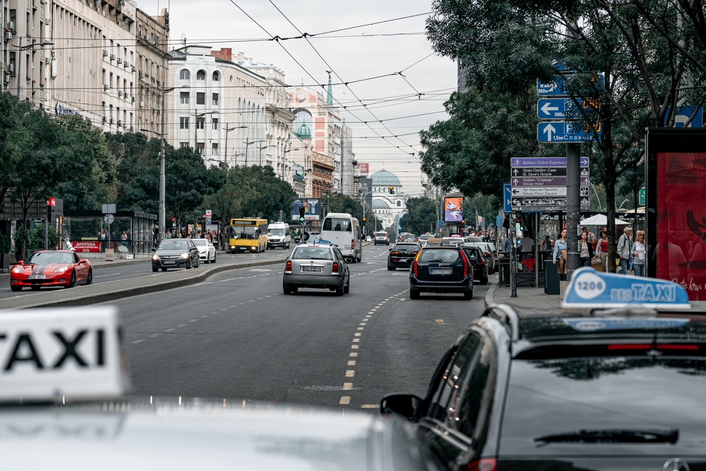 TREND RASTA STRANIH RADNIKA Njima Srbija predstavlja zapad, ima i sezonaca, ali sve je više onih koji žele radne dozvole