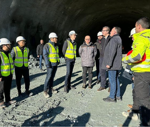 "IZGRADIĆEMO NAJDUŽI TUNEL U SRBIJI" Predsednik Vučić obišao radove na Fruškogorskom koridoru
