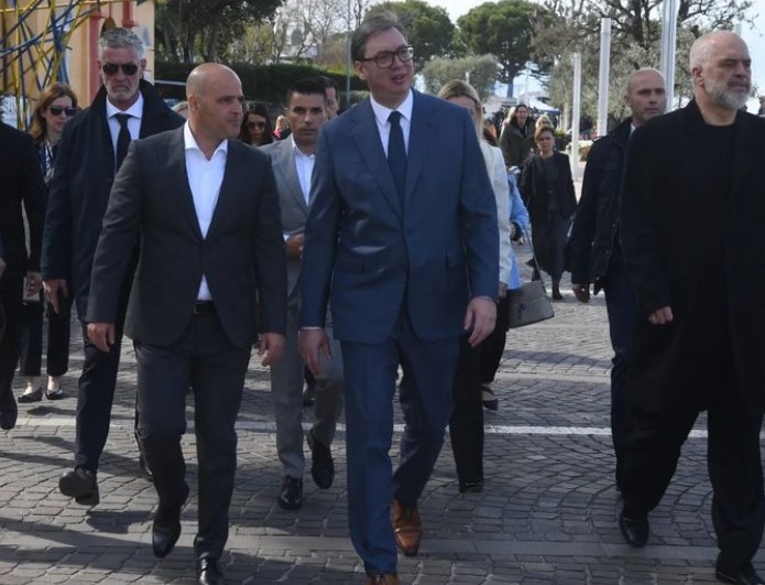 VUČIĆ NA SAJMU VINA U VERONI Predsednik najavio slobodnu trgovinu sa Kinom