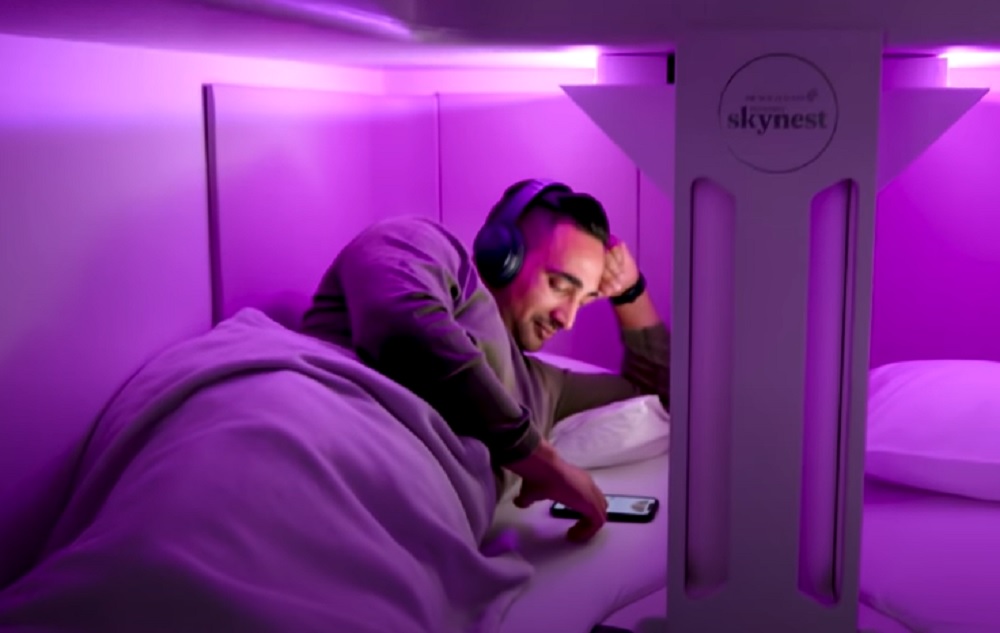 LUKSUZNO ISKUSTVO - U EKONOMSKOJ KLASI Kreveti u avionima startuju 2024. godine (VIDEO)