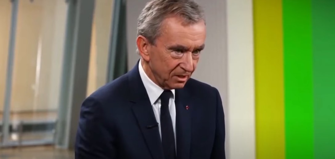 TURBULENTNO NA VRHU Najveći gubitnici 2024. godine, a i dalje imaju para kao blata