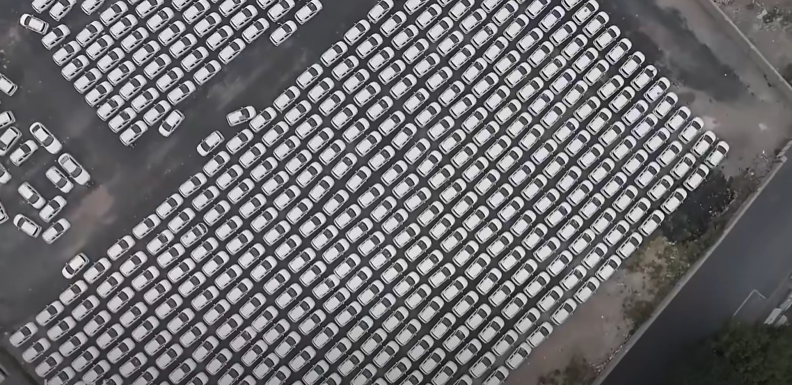 GROBLJE ELEKTRIČNIH AUTOMOBILA Kinezi registruju nova vozila, pa lažiraju prodaju? (VIDEO)