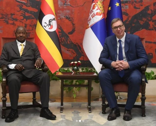 PREDSEDNIK UGANDE U SRBIJI Vučić: "Čast mi je da dočekam prijatelja"