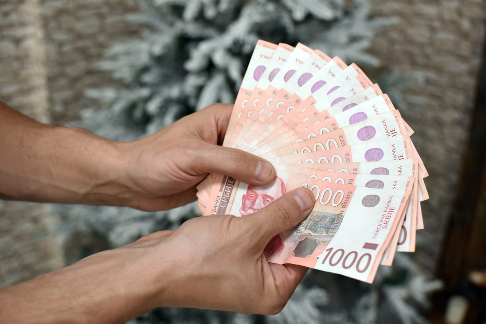 Današnji zvanični kurs dinara prema evru