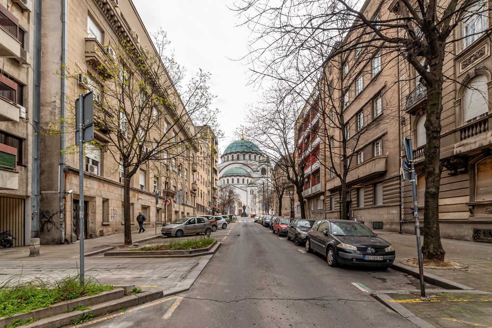 "MALO JE TO, EVO I BUBREG UZ KIRIJU" Cena stana na Vračaru razbesnela građane, ali i nenormalna visina depozita (FOTO)