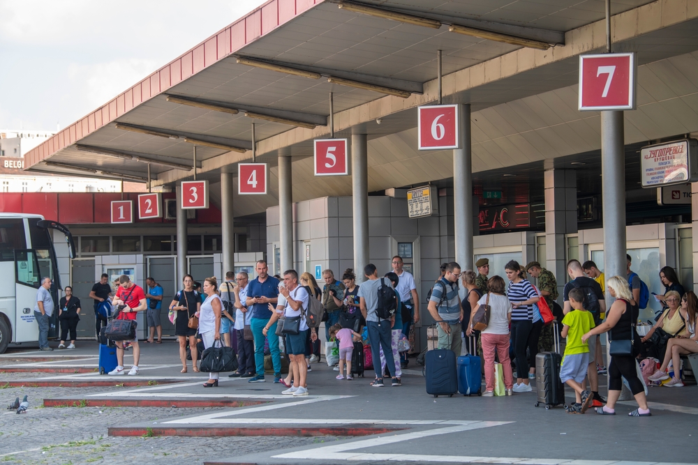 SKUPLJE NEGO NA MORU Na Beogradskoj autobuskoj stanici, litar vode 700 dinara!