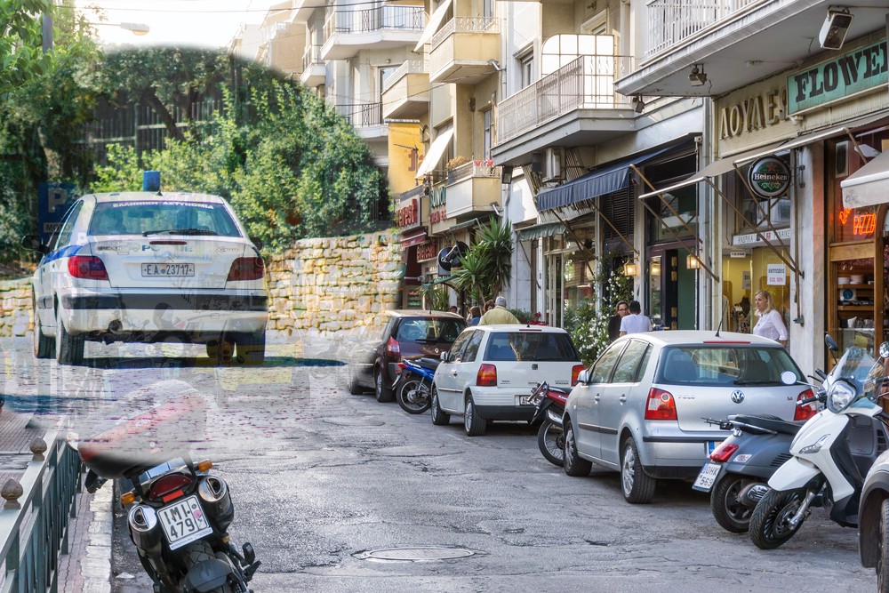 VOZAČI, OPREZ Policija na desetak kilometara pre Evzonija zaustavlja i piše kazne