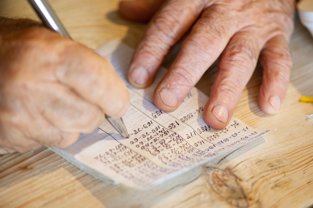 PREKO NOĆI MILIONER Čovek je pronašao dokument pokojnog oca koji mu je okrenuo život "naglavačke"