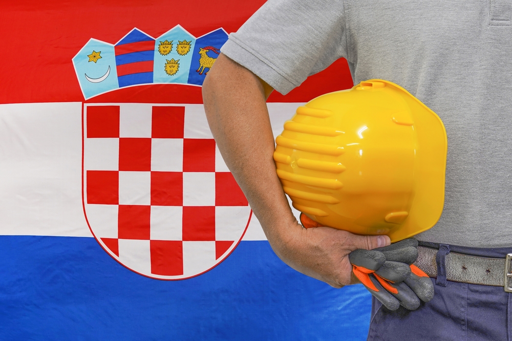 HRVATI GOMILAJU RADNIKE SA STRANE Ako tako nastave, biće ih pola miliona