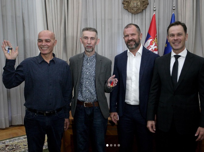 Poslednji dobitnici potpisali ugovore, ostala još 4 stana u nagradnoj igri "Uzmi račun i pobedi"