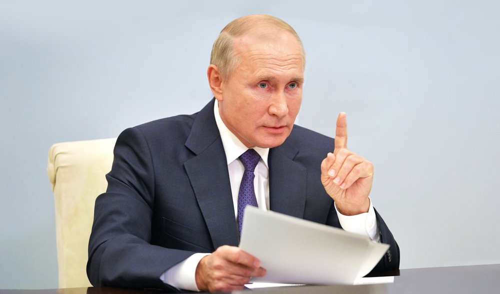 SKRENULA MU PAŽNJU NA PROBLEM Starija žena se obratila Putinu - njegov odgovor niko nije očekivao