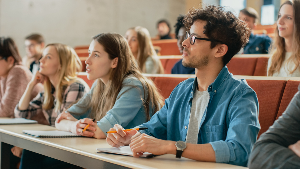 DONOSE LEPU ZARADU A NE ODUZIMAJU MNOGO VREMENA Ovo su idealni poslovi za studente