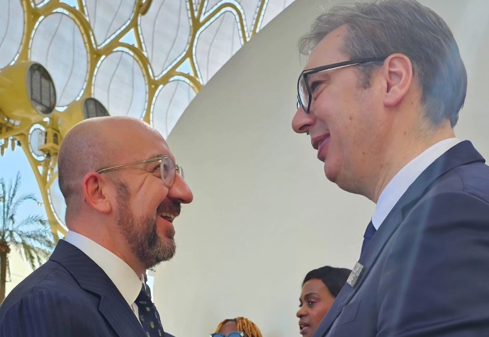 VUČIĆ STIGAO NA SAMIT U DUBAIJU "Vreme je za konkretne akcije"