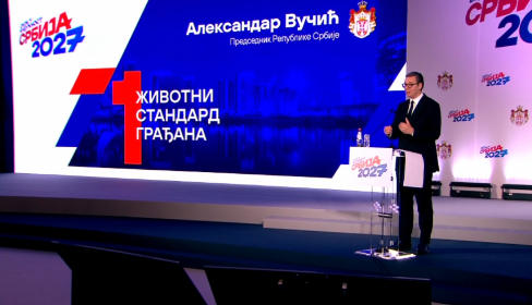 CEO SVET ĆE GLEDATI U SRBIJU Predsednik Vučić najavio - Plate idu na 1.400 evra, penzije 650