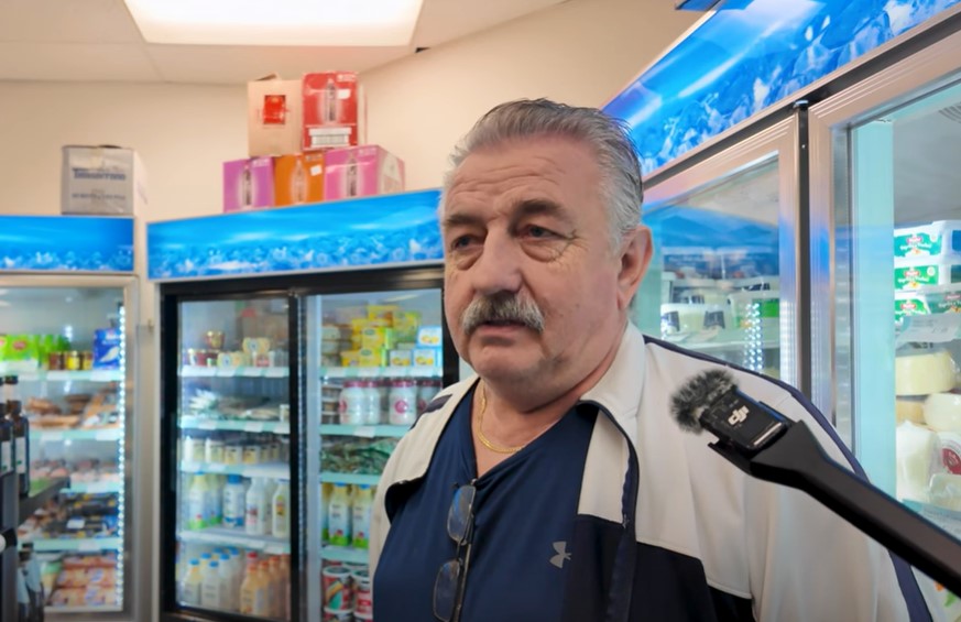 PRODAJE KAJMAK, BUREK, ĆEVAPE Dušan je napravio dobar biznis u srcu Los Anđelesa (VIDEO)