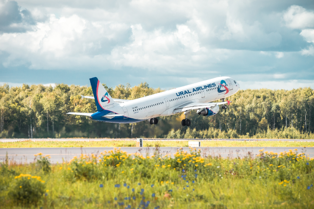 Ruski avion sleteo na poljanu - nisu znali šta će s njim, zakupili celu njivu