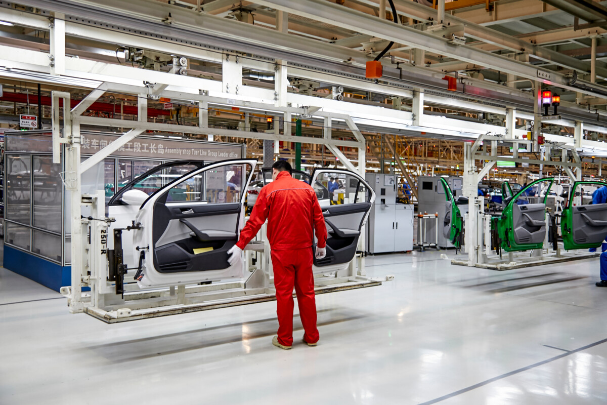 Kinezi zgazili američku konkurenciju, razlika je u milionima automobila