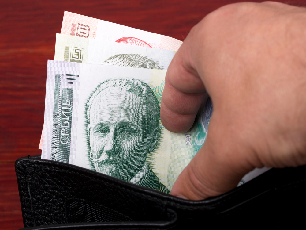 ISPLATE SU KRENULE Evo ko sve dobija od države gotovo 1.000 evra