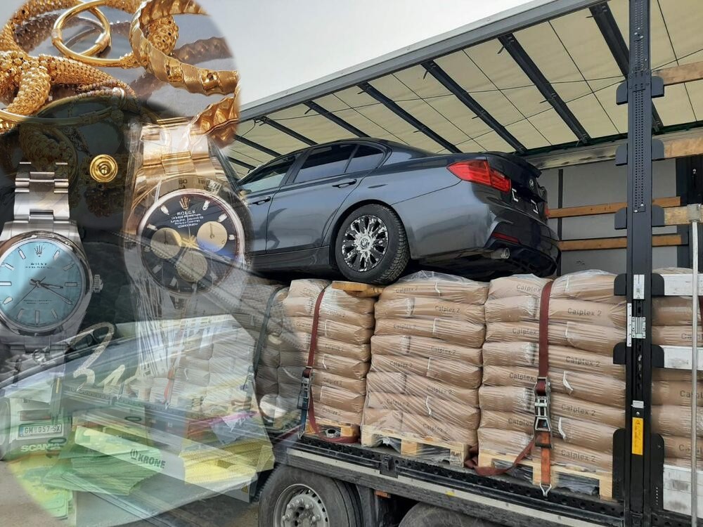 OVDE SE SVE PRODAJE ISPOD CENE Automobili za 300 evra, skupoceni satovi, nakit - svako može da bude kupac