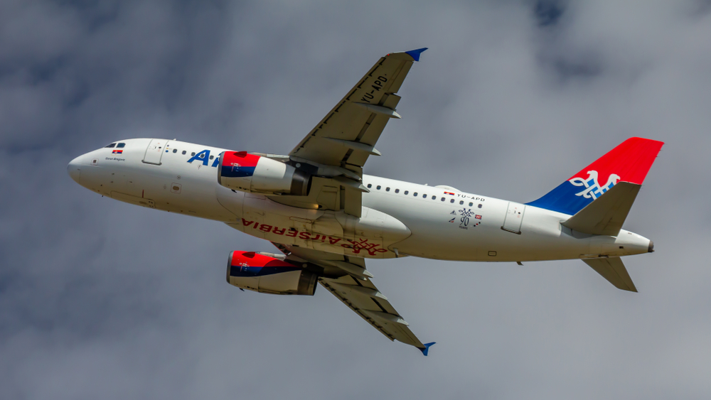 JUL SJAJAN ZA NACIONALNOG AVIOPREVOZNIKA Prevezen rekordan broj putnika