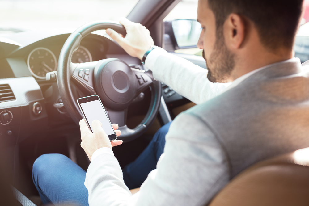 Jedan od najtraženijih poslova u Srbiji - plata i preko 2.000 evra, bonusi, auto na korišćenje...