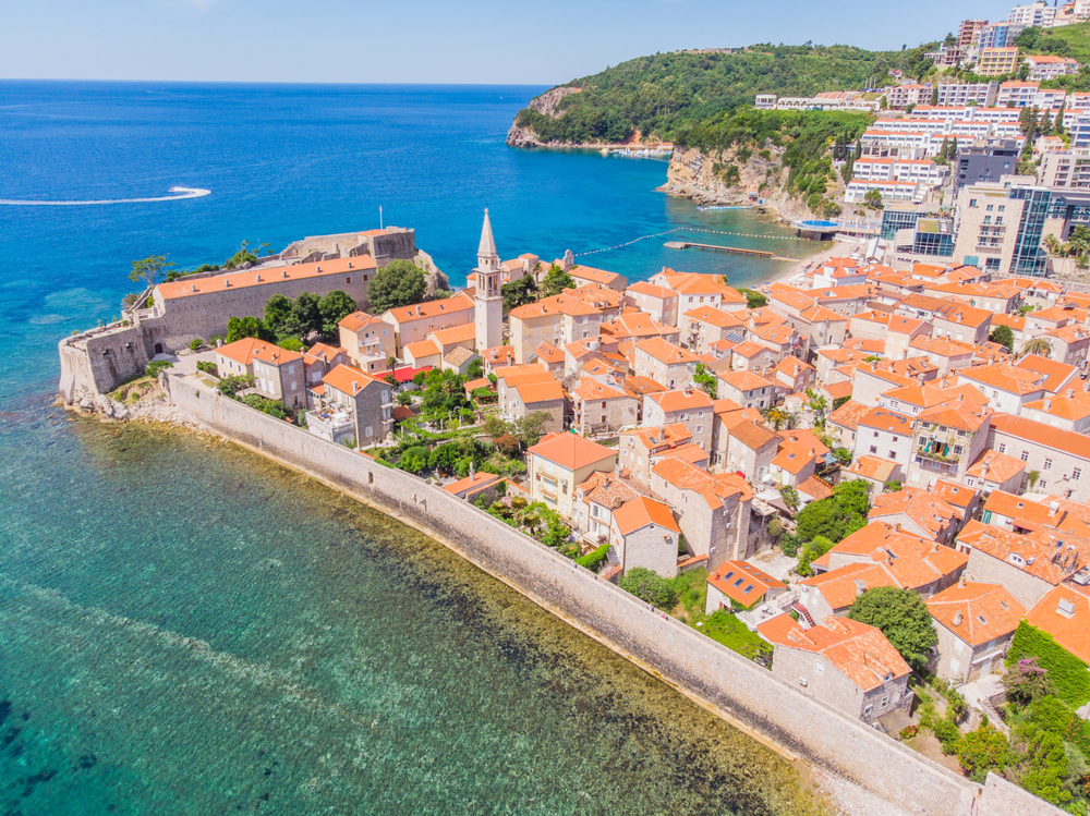 SKUPO, SKUPLJE - CRNA GORA Potez crnogorskih hotelijera izazvaće bes turista